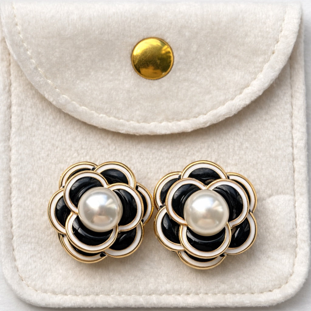 Camilla pearl shirt buttons on Plutee pouch